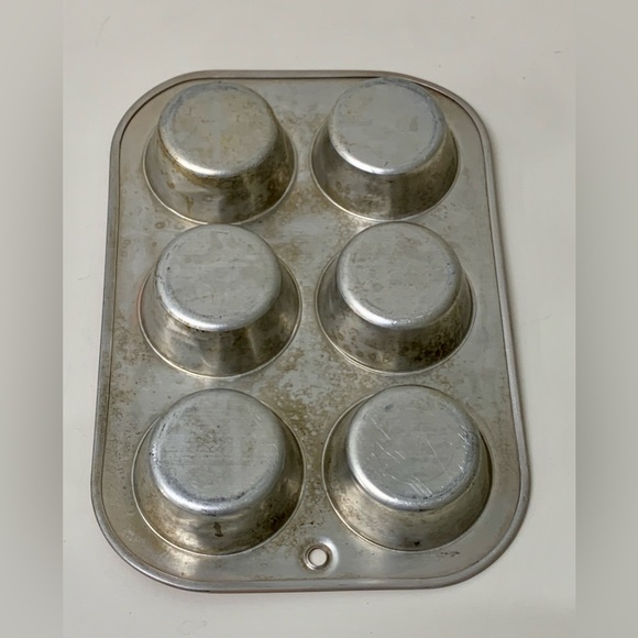 Mid Century Vtg Teflon Coated Aluminum Non Stick Muffin Cupcake Baking Tin - Picture 3 of 11